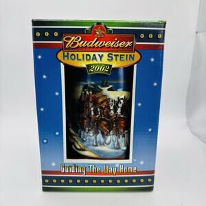 2002 Anheuser Busch Budweiser Holiday Christmas Beer Stein Clydesdales. NIB.